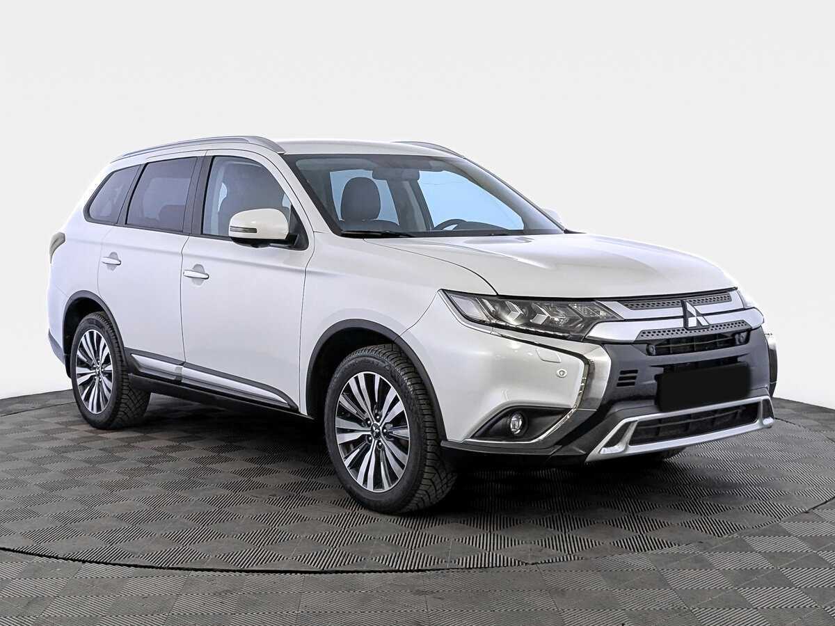 Mitsubishi Outlander, 2021 - фото №3