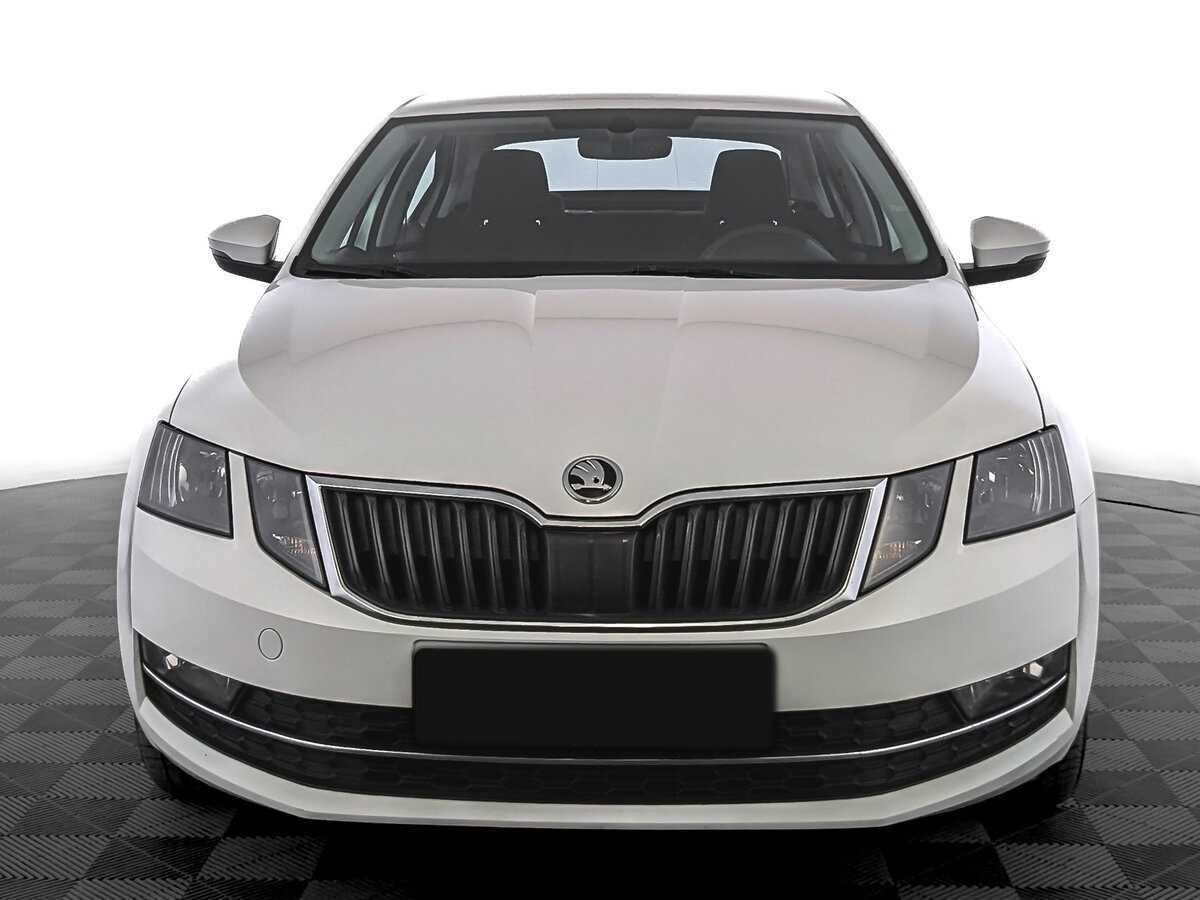 Skoda Octavia, 2018 - фото №2