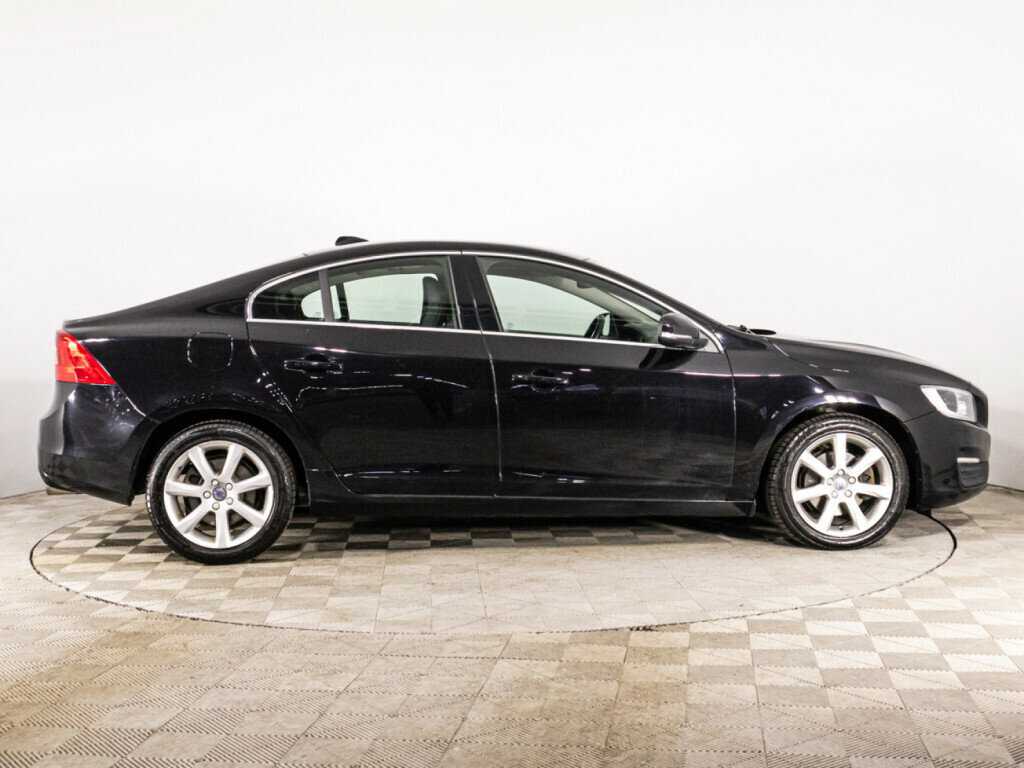 Volvo S60, 2017 - фото №4