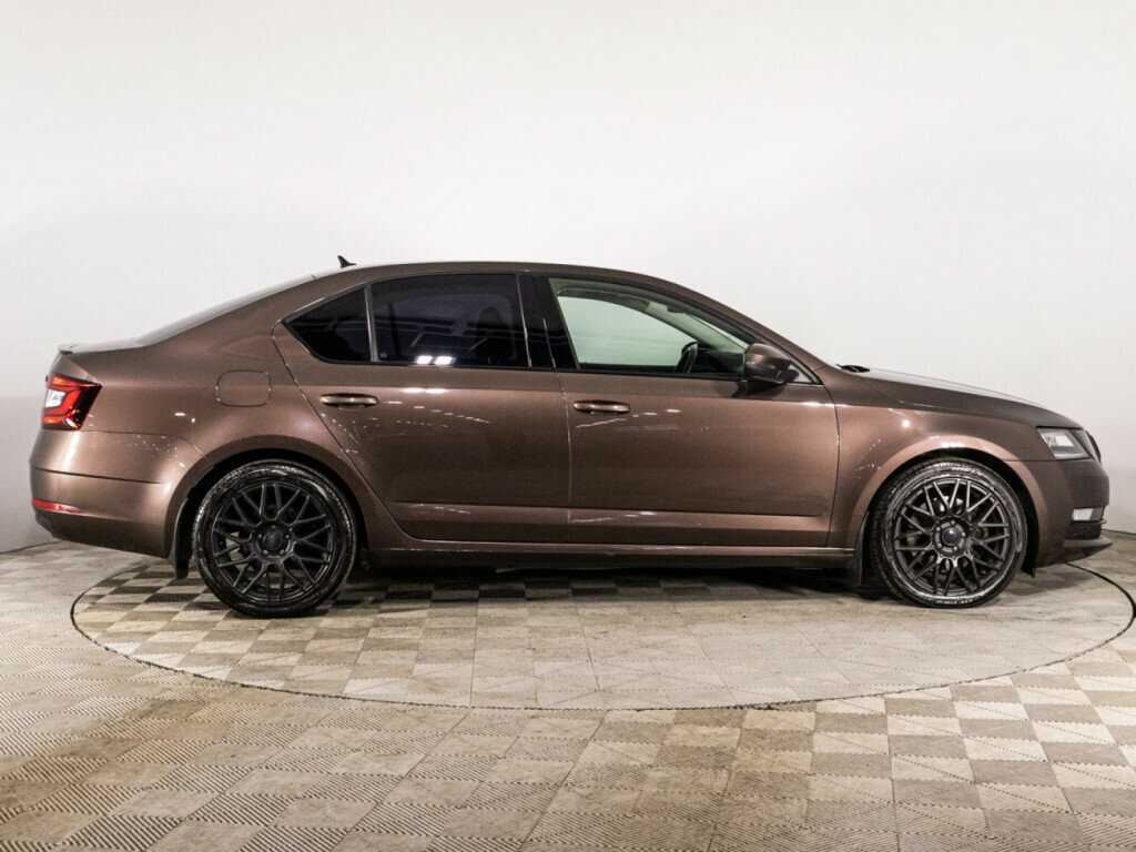 Skoda Octavia, 2017 - фото №4