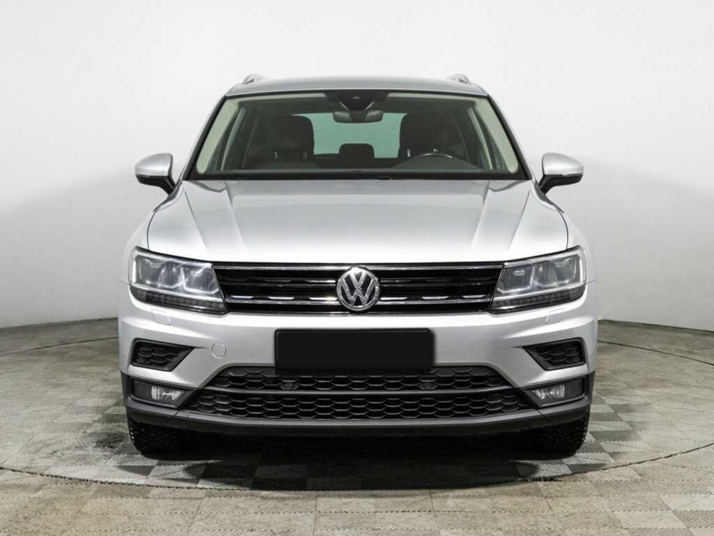 Volkswagen Tiguan, 2019 - фото №2