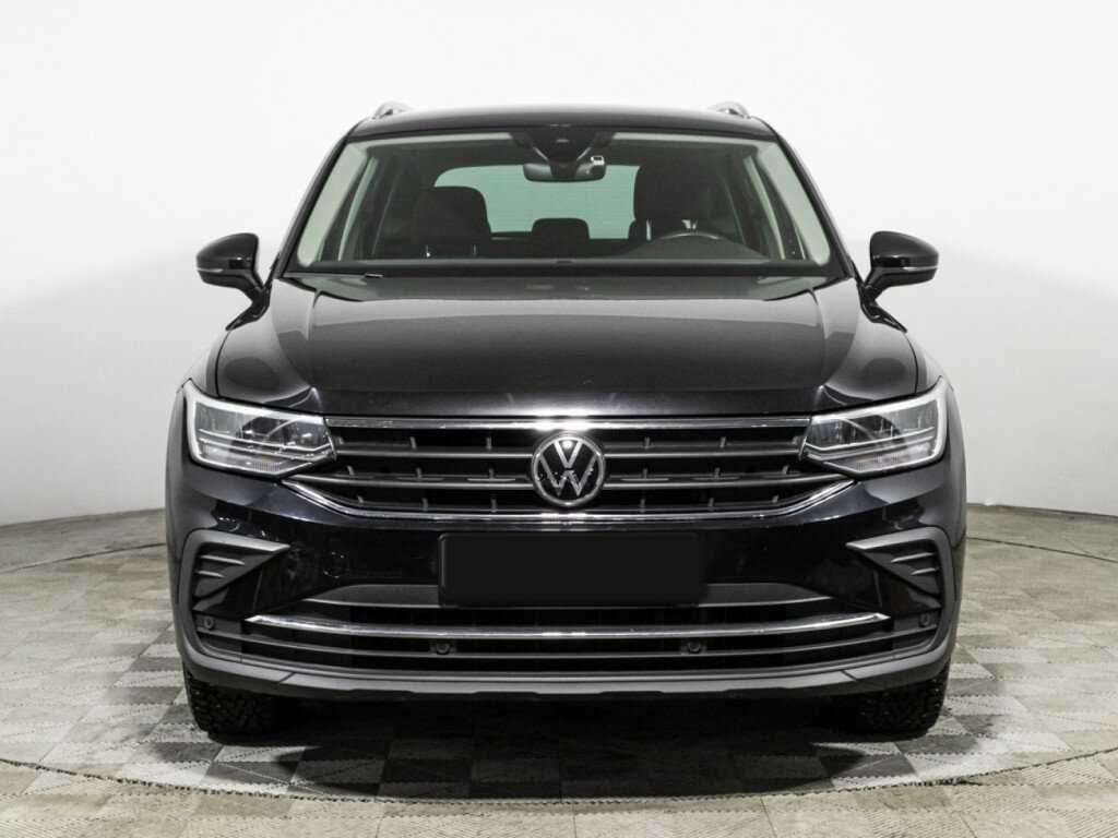 Volkswagen Tiguan, 2021 - фото №2