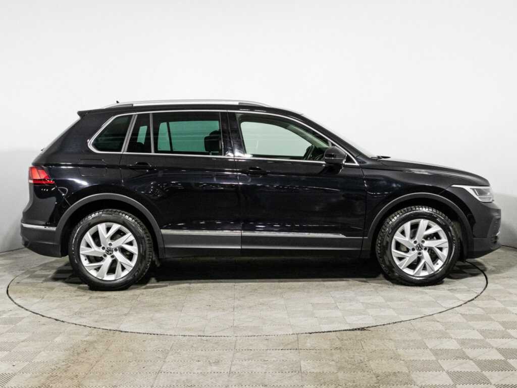 Volkswagen Tiguan, 2021 - фото №4