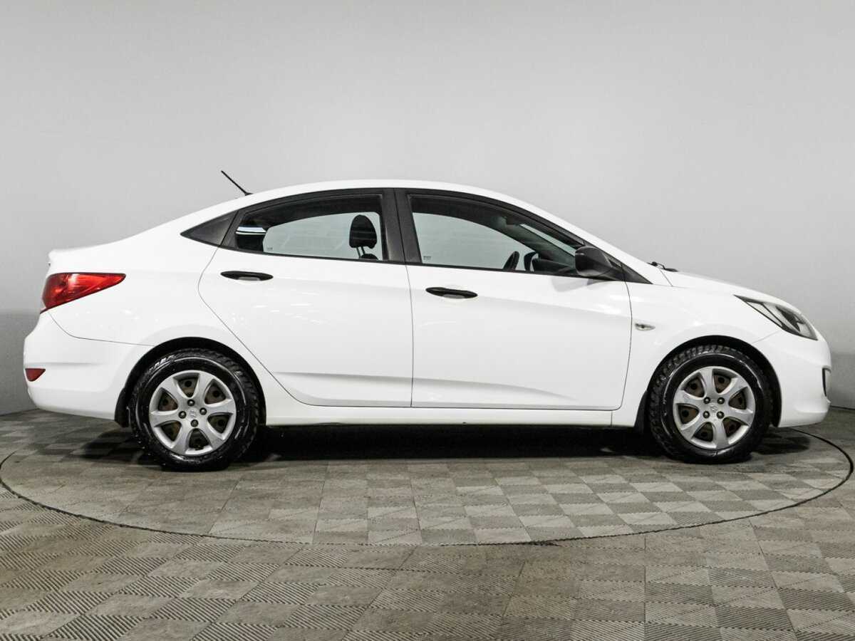 Hyundai Solaris, 2014 - фото №4