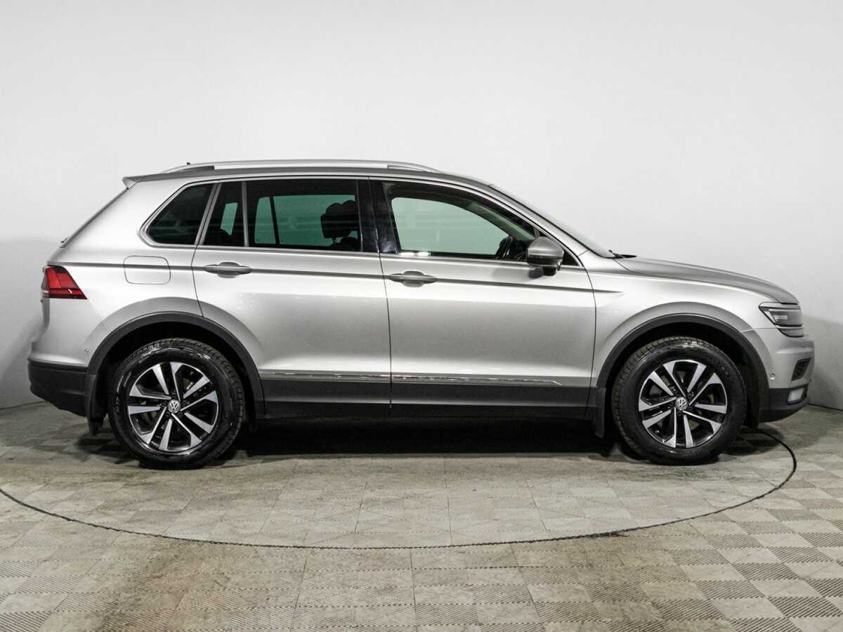 Volkswagen Tiguan, 2019 - фото №4