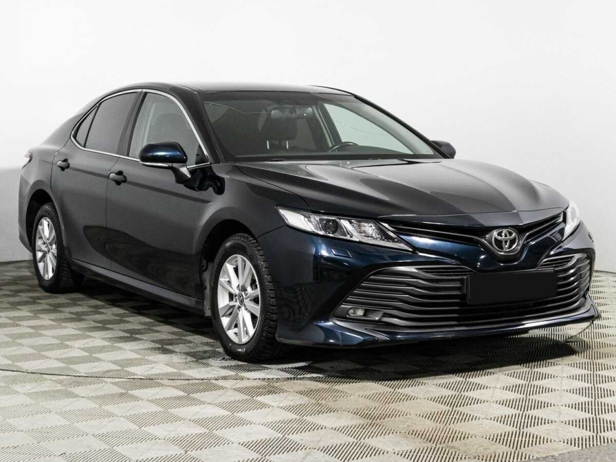 Toyota Camry, 2020 - фото №3