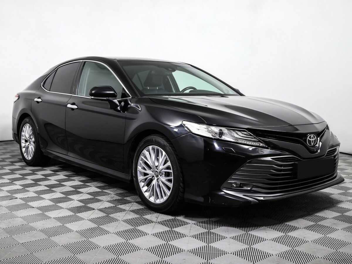 Toyota Camry, 2018 - фото №3