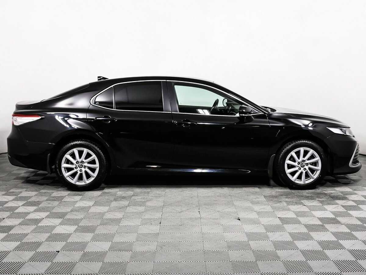 Toyota Camry, 2022 - фото №4