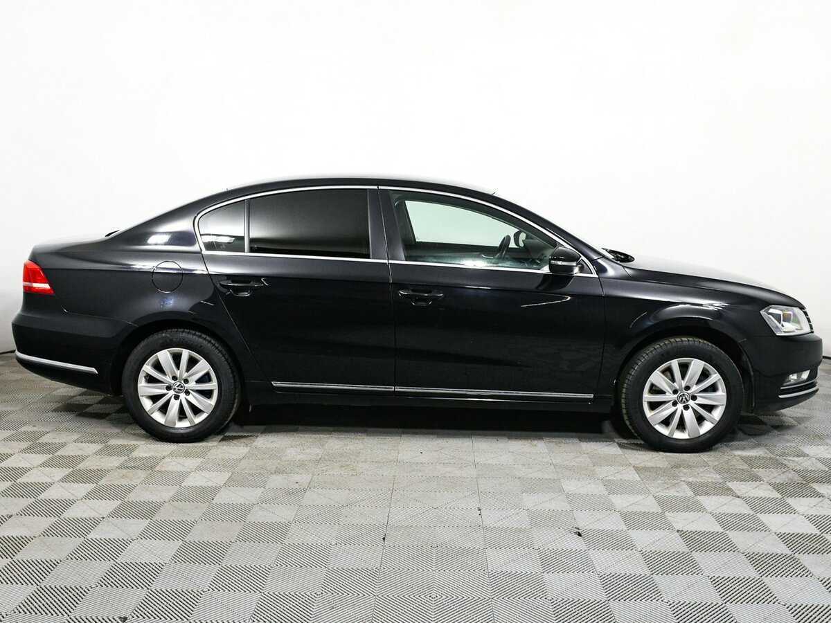 Volkswagen Passat, 2013 - фото №4
