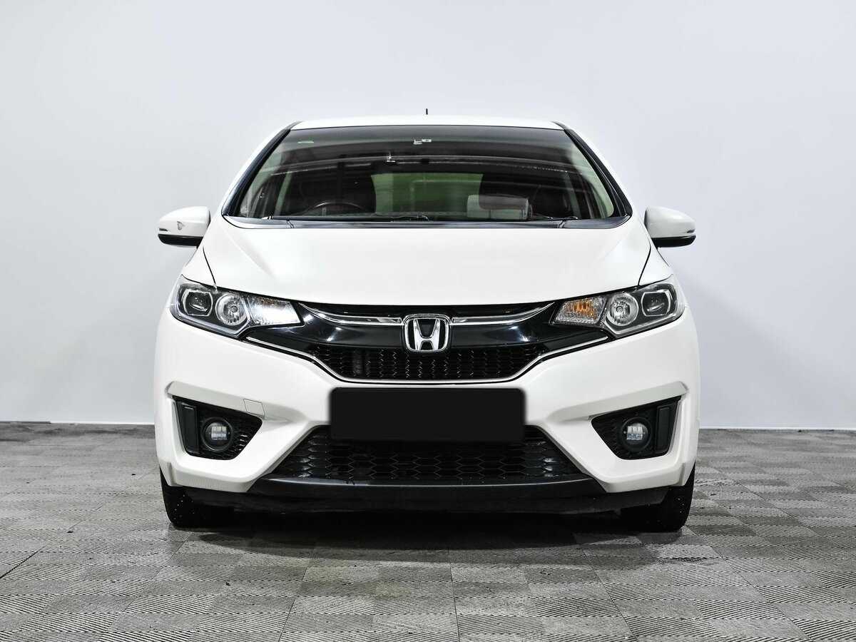 Honda Fit, 2016 - фото №2