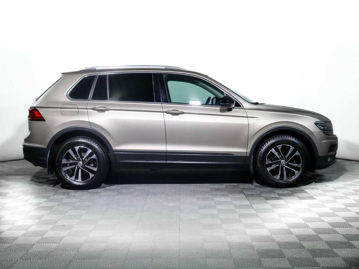 Volkswagen Tiguan, 2020 - фото №4