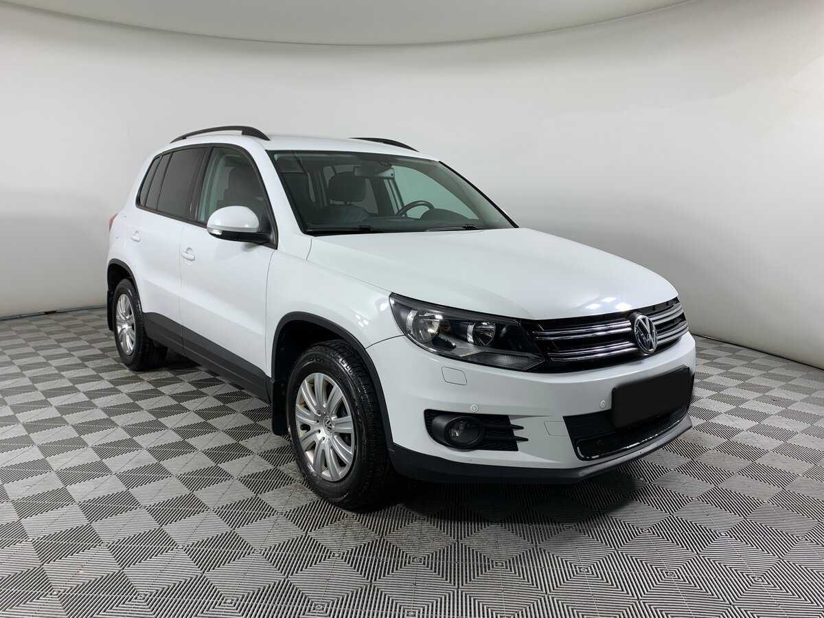 Volkswagen Tiguan, 2015 - фото №3