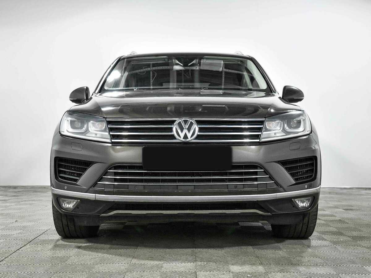 Volkswagen Touareg, 2016 - фото №2
