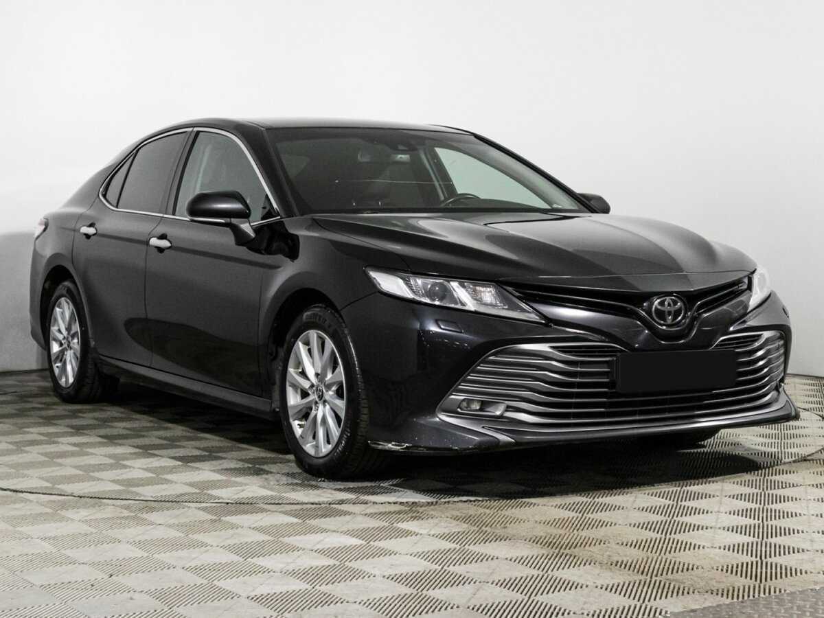 Toyota Camry, 2019 - фото №3