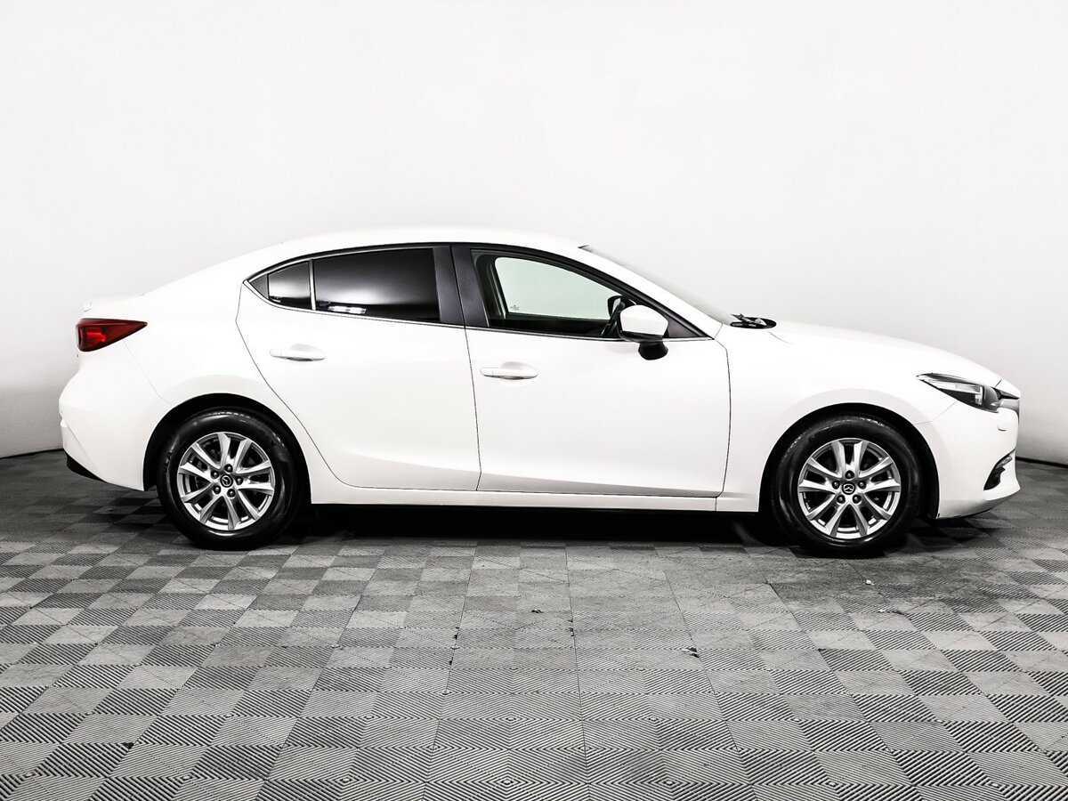 Mazda 3, 2018 - фото №4
