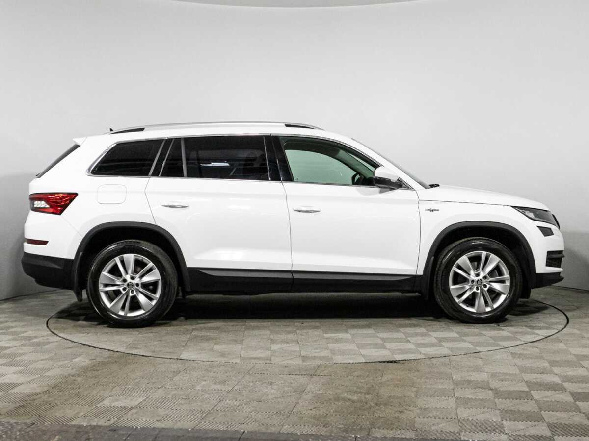 Skoda Kodiaq, 2021 - фото №4