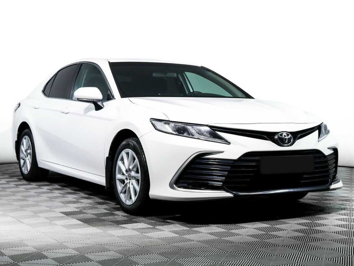 Toyota Camry, 2021 - фото №3