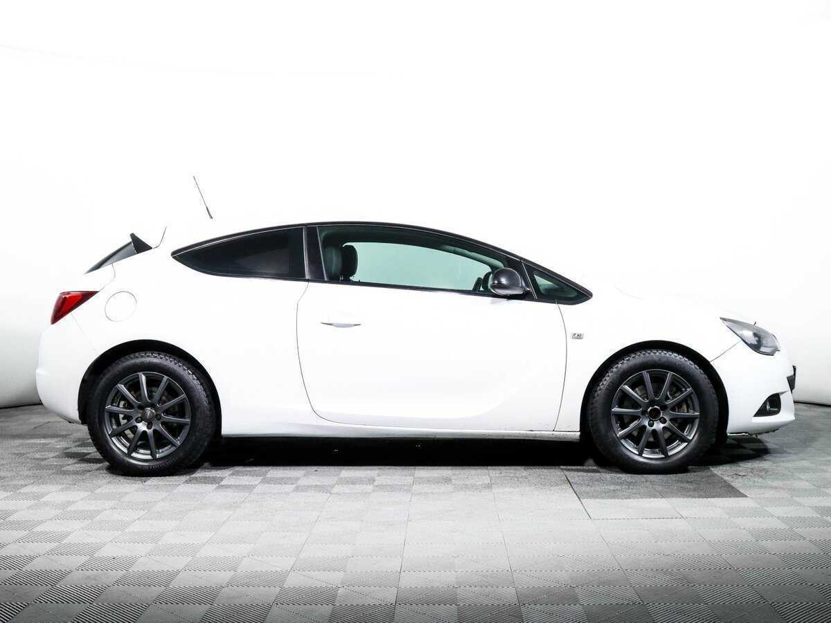 Opel Astra GTC, 2013 - фото №4