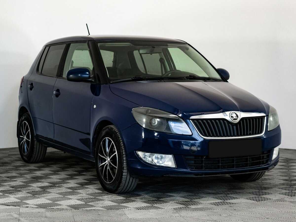 Skoda Fabia, 2012 - фото №3