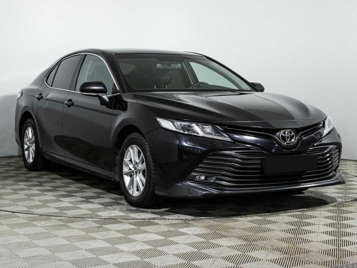 Toyota Camry, 2019 - фото №3