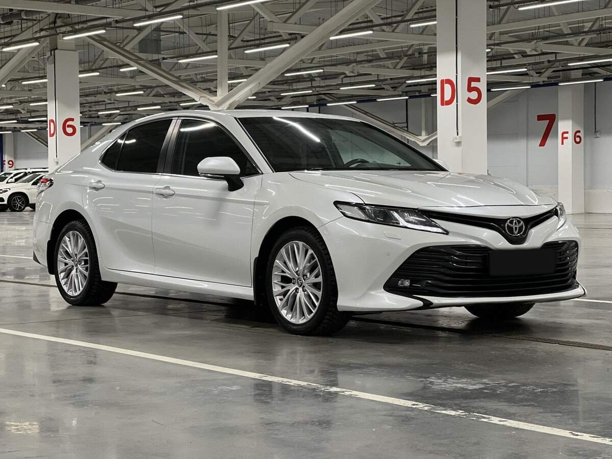 Toyota Camry, 2021 - фото №3