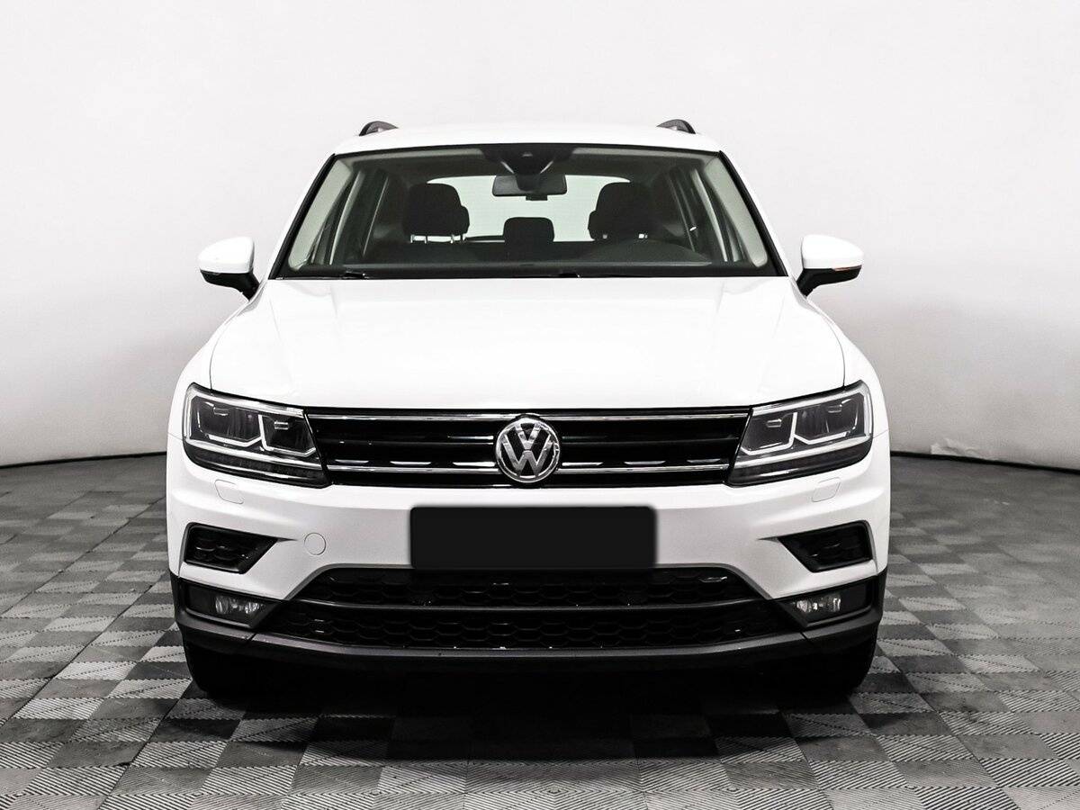 Volkswagen Tiguan, 2019 - фото №2
