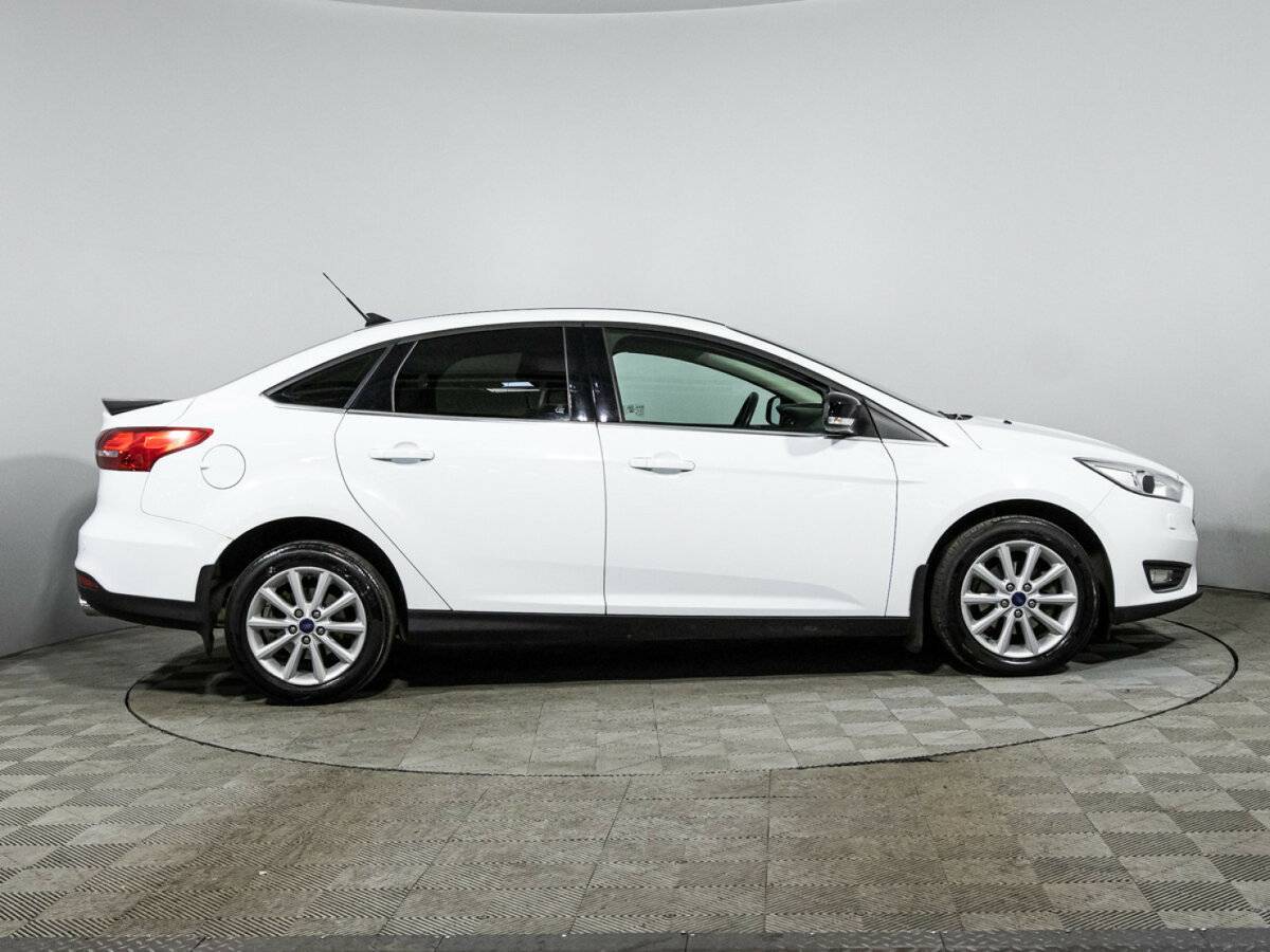 Ford Focus, 2017 - фото №4