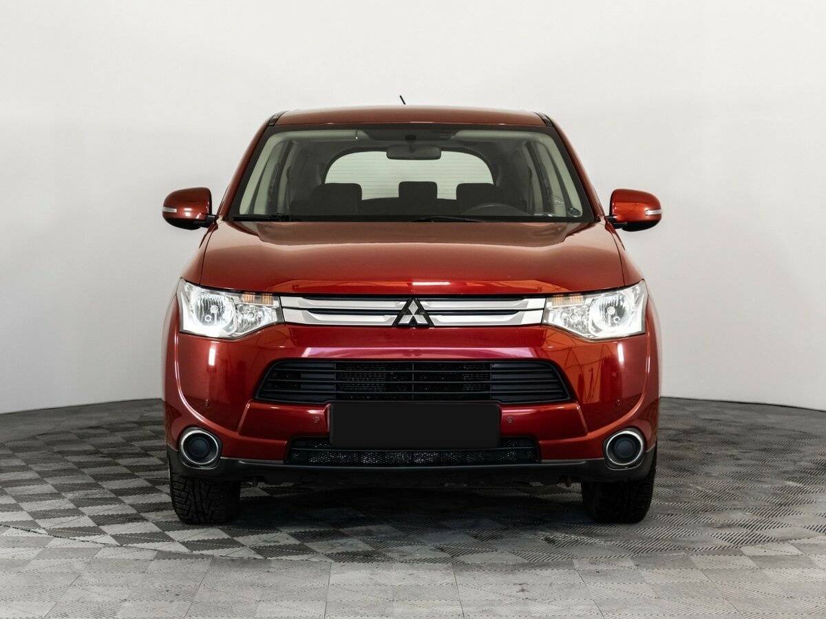Mitsubishi Outlander, 2014 - фото №2