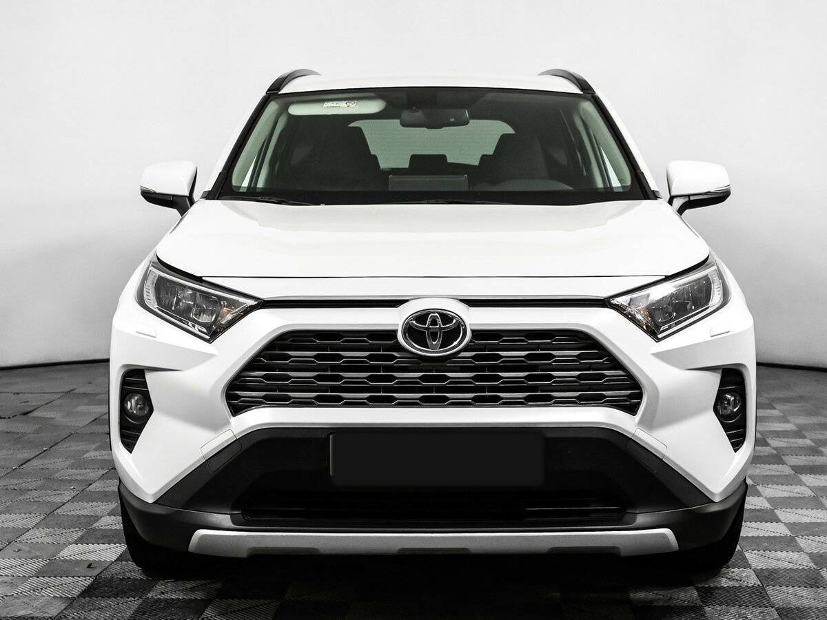 Toyota RAV4, 2021 - фото №2