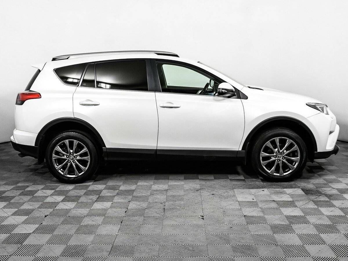 Toyota RAV4, 2019 - фото №4