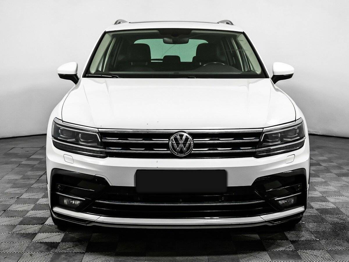Volkswagen Tiguan, 2018 - фото №2