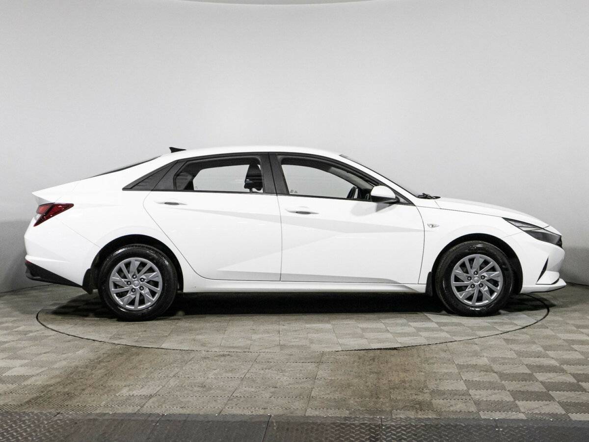 Hyundai Elantra, 2021 - фото №4