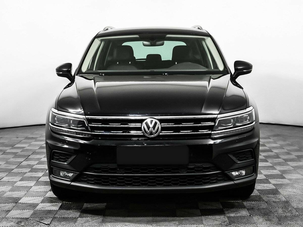 Volkswagen Tiguan, 2018 - фото №2