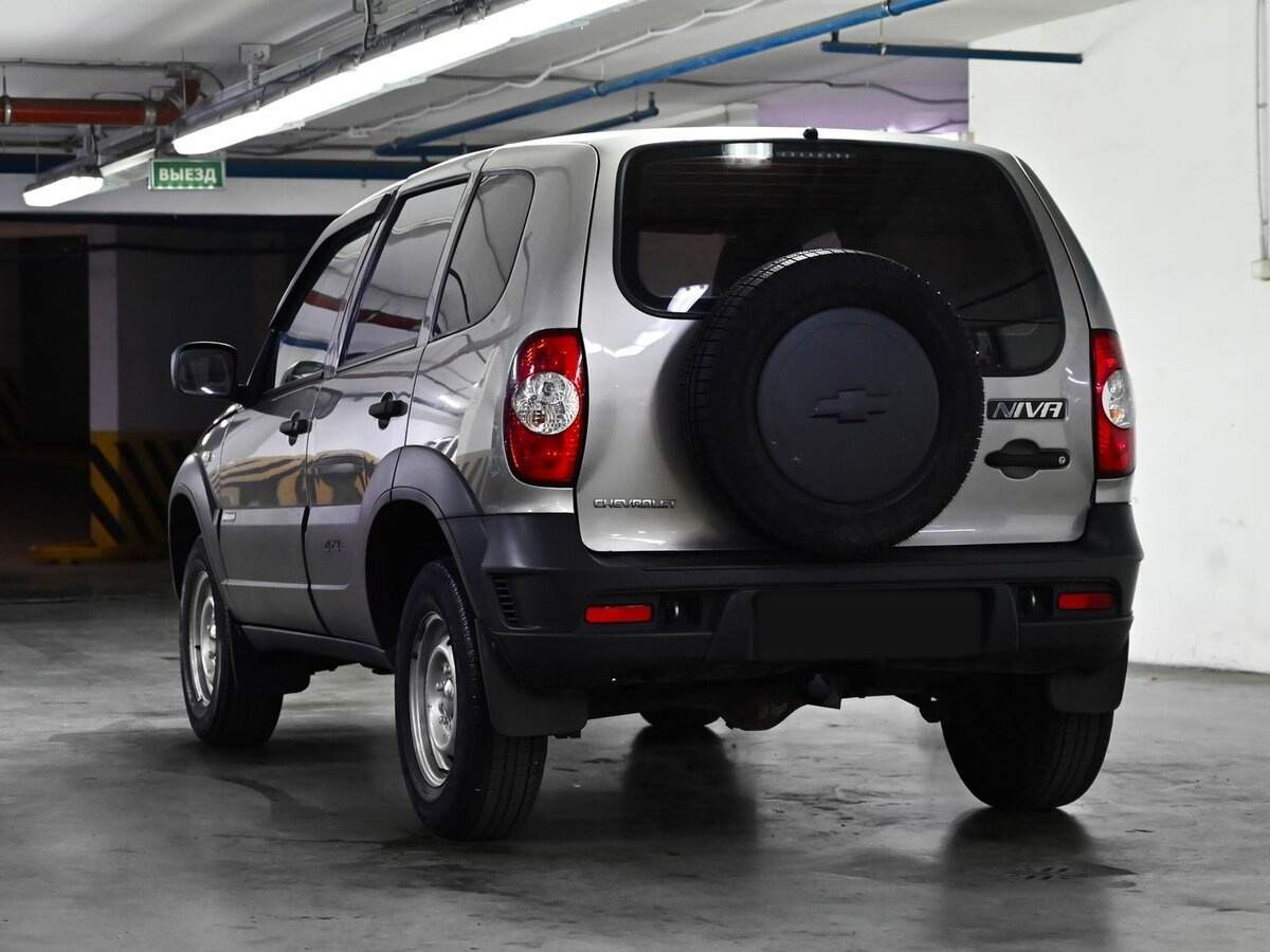 Chevrolet Niva, 2014 - фото №3