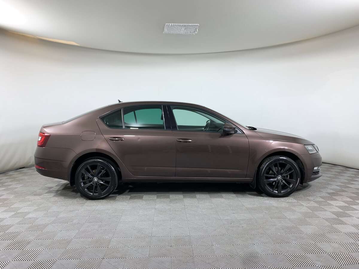 Skoda Octavia, 2018 - фото №4