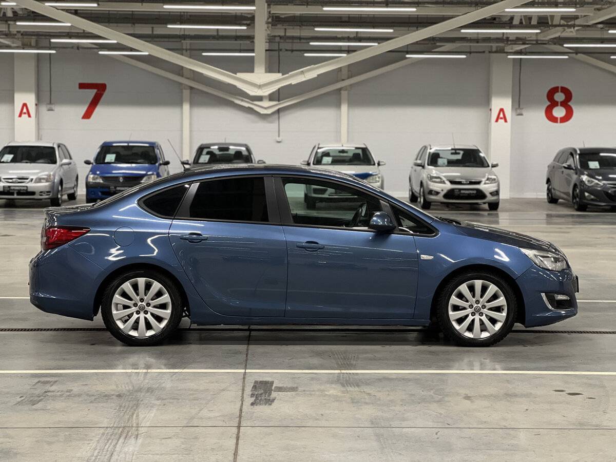 Opel Astra, 2013 - фото №4