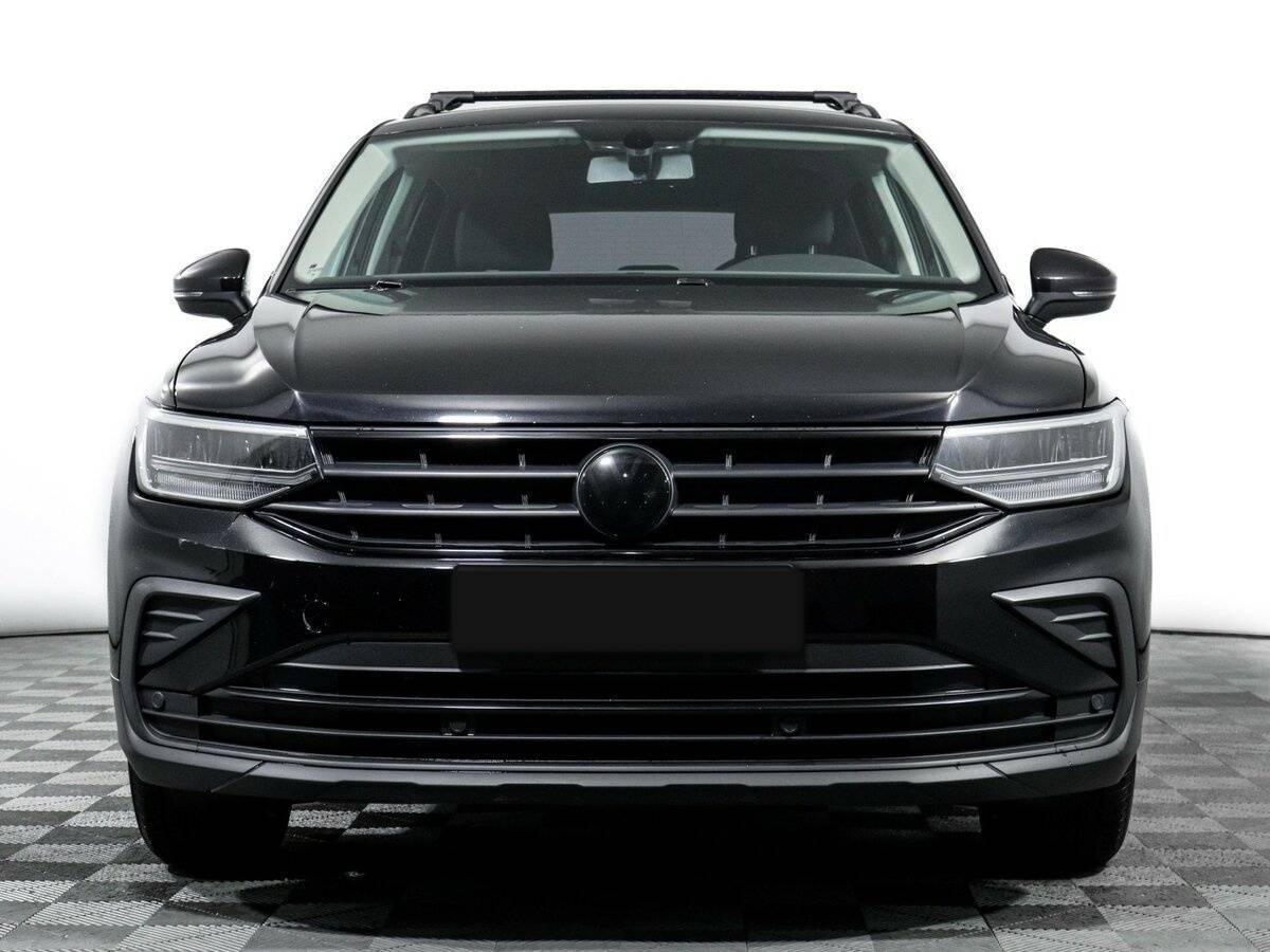 Volkswagen Tiguan, 2021 - фото №2