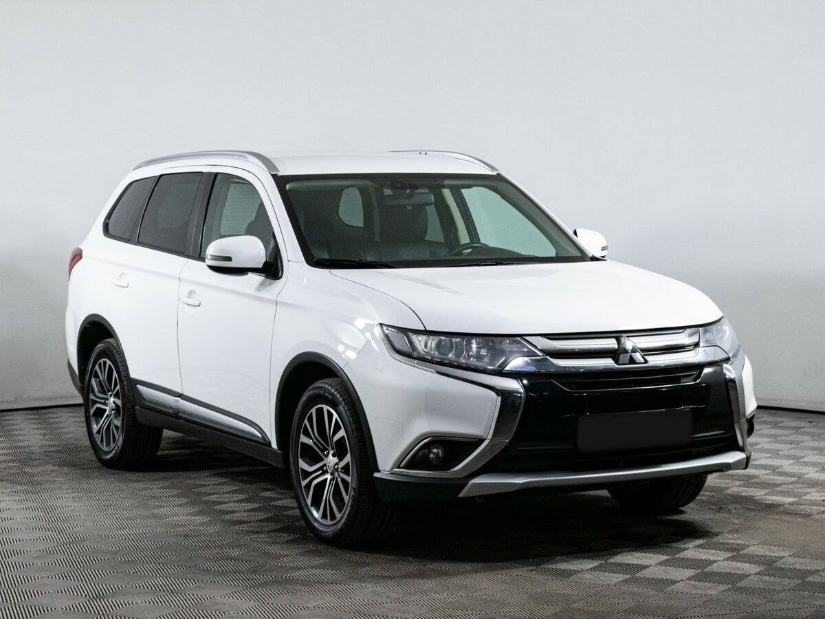 Mitsubishi Outlander, 2018 - фото №3