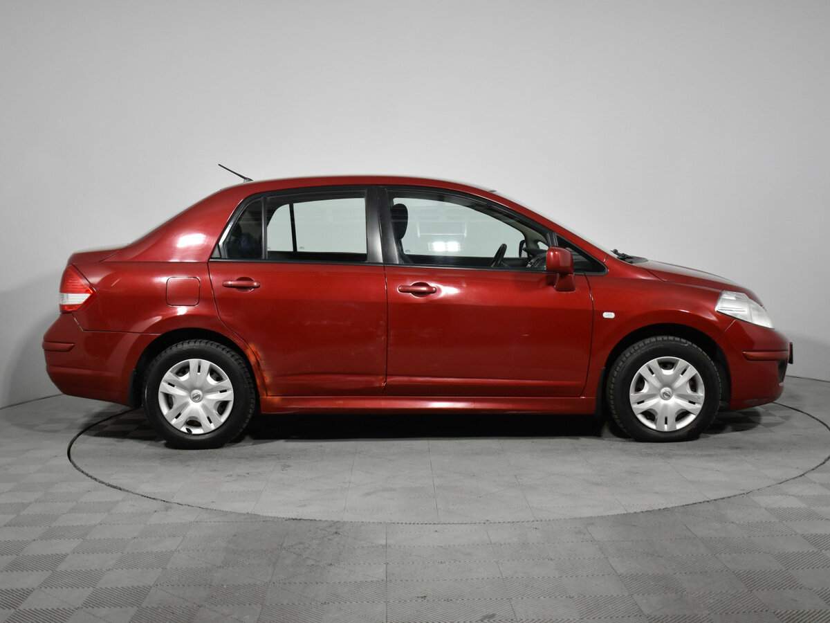 Nissan Tiida, 2012 - фото №4