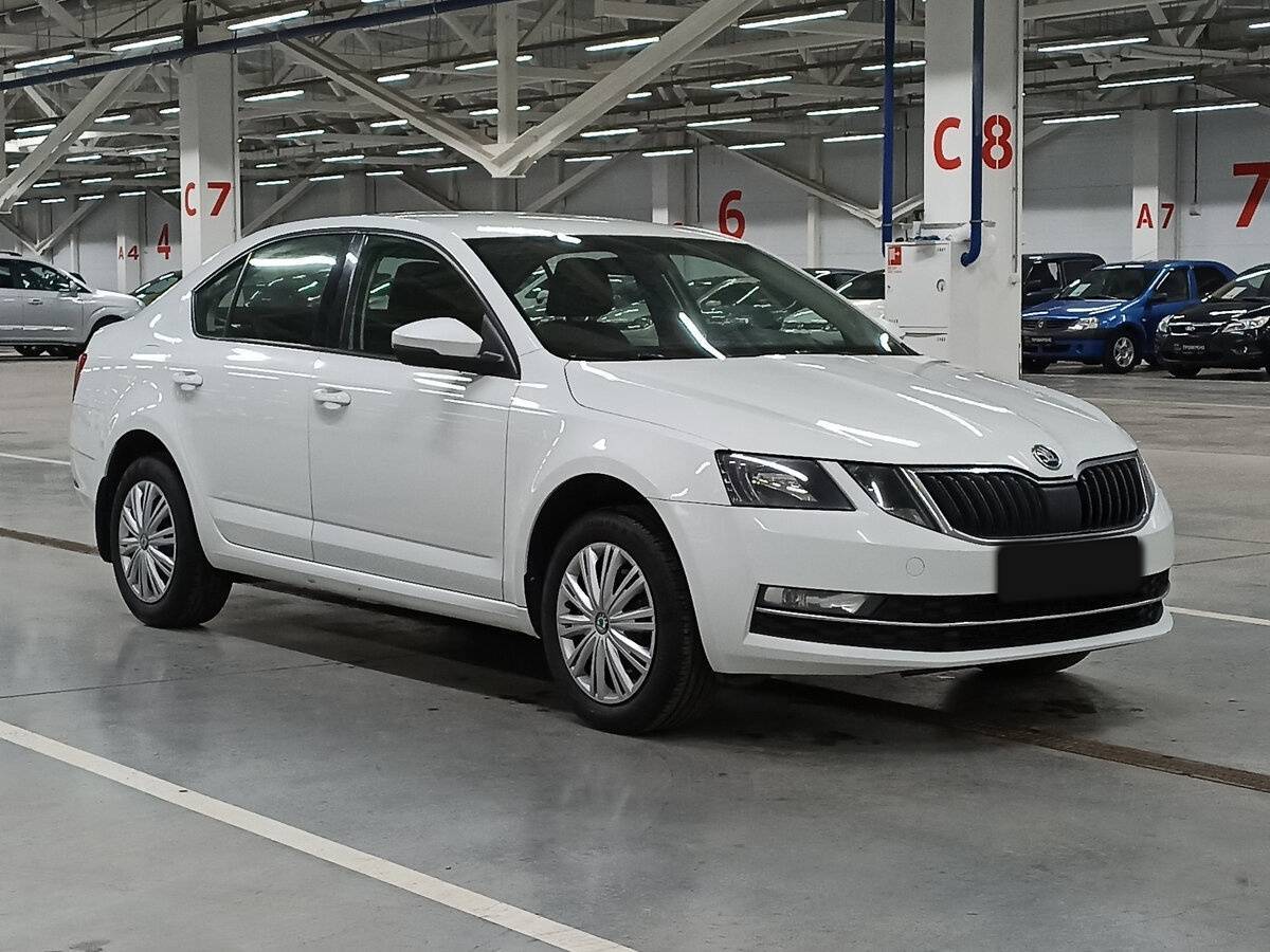 Skoda Octavia, 2018 - фото №3