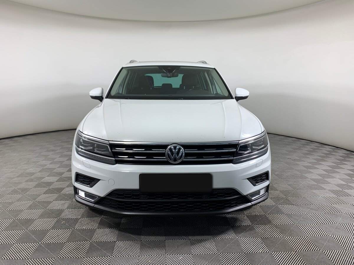 Volkswagen Tiguan, 2019 - фото №2