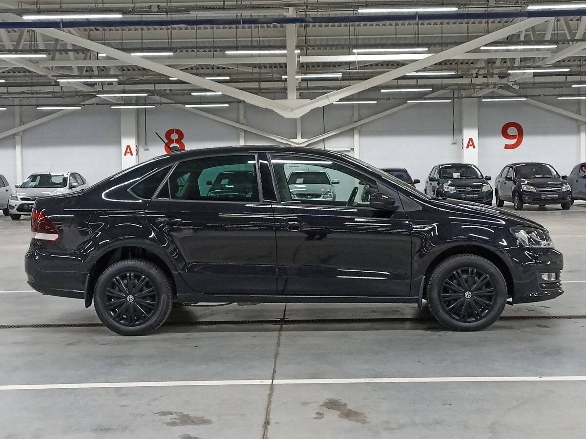 Volkswagen Polo, 2018 - фото №4