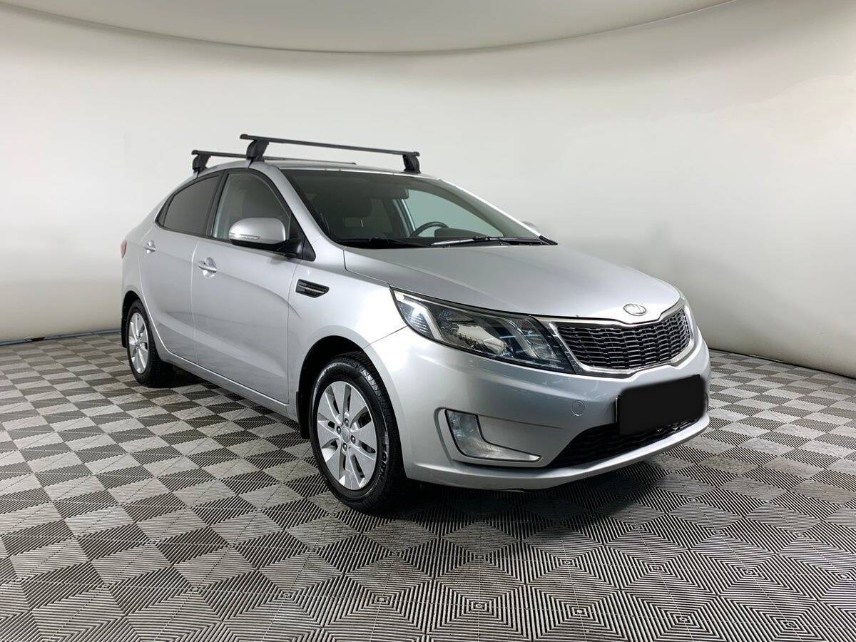 Kia Rio 5-speed, 2013 - фото №3