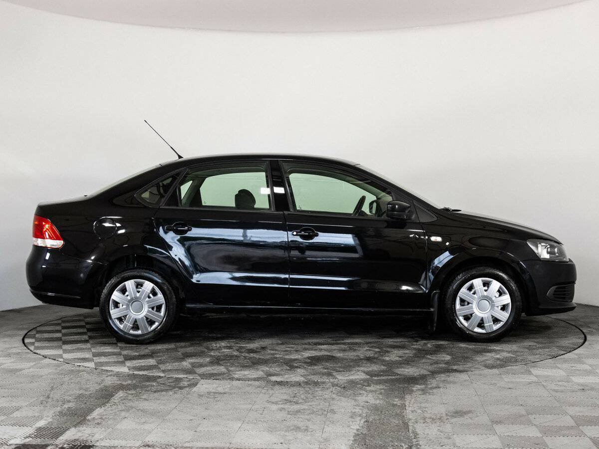 Volkswagen Polo, 2012 - фото №4