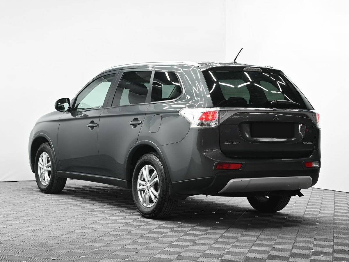 Mitsubishi Outlander, 2014 - фото №3