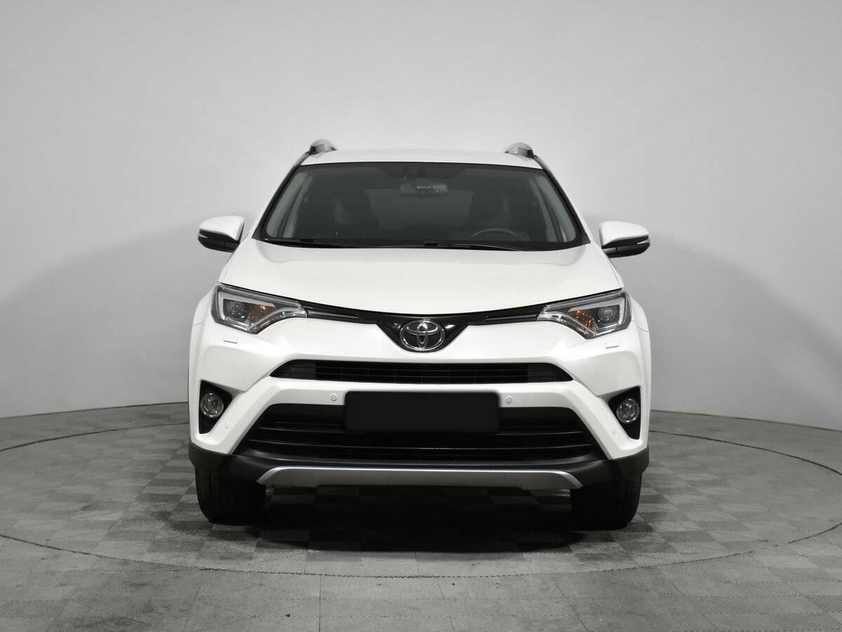 Toyota RAV4, 2018 - фото №2