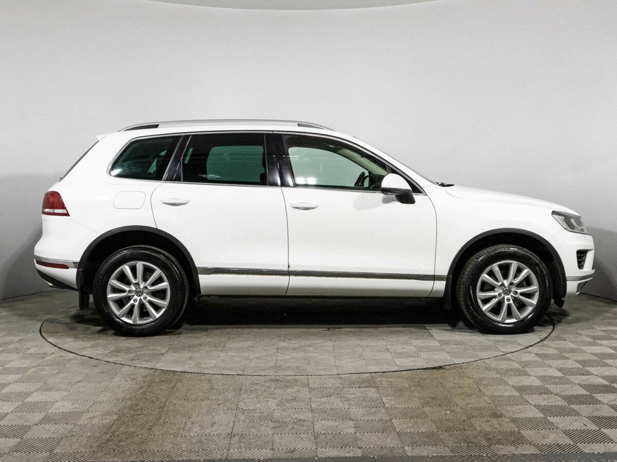 Volkswagen Touareg, 2016 - фото №4