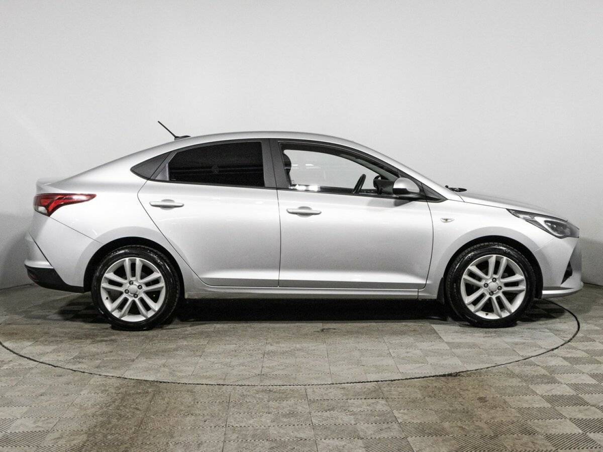 Hyundai Solaris, 2020 - фото №4
