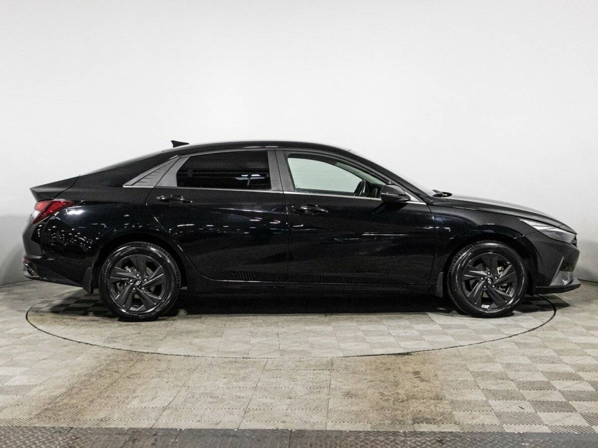 Hyundai Elantra, 2021 - фото №4