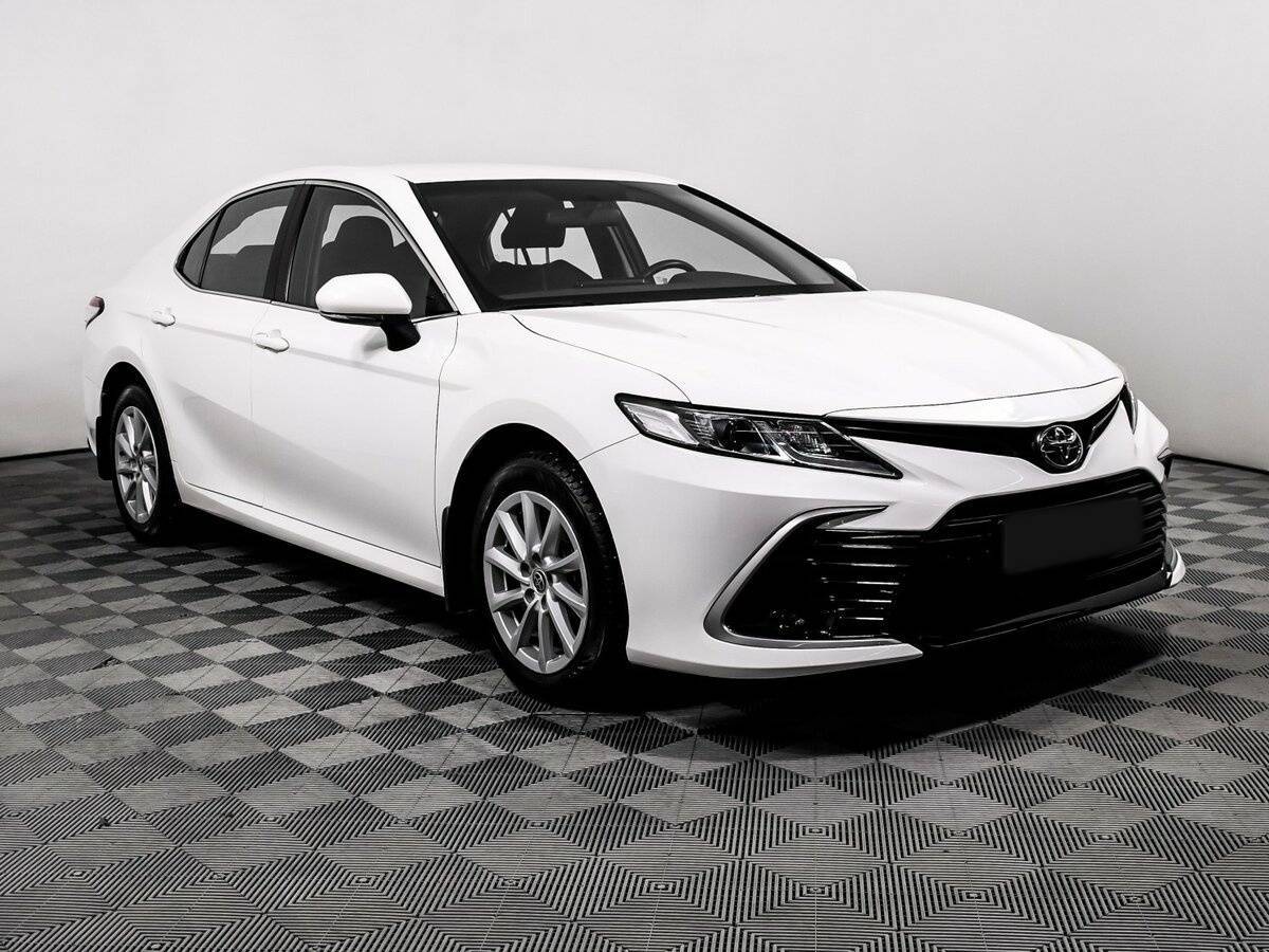 Toyota Camry, 2021 - фото №3